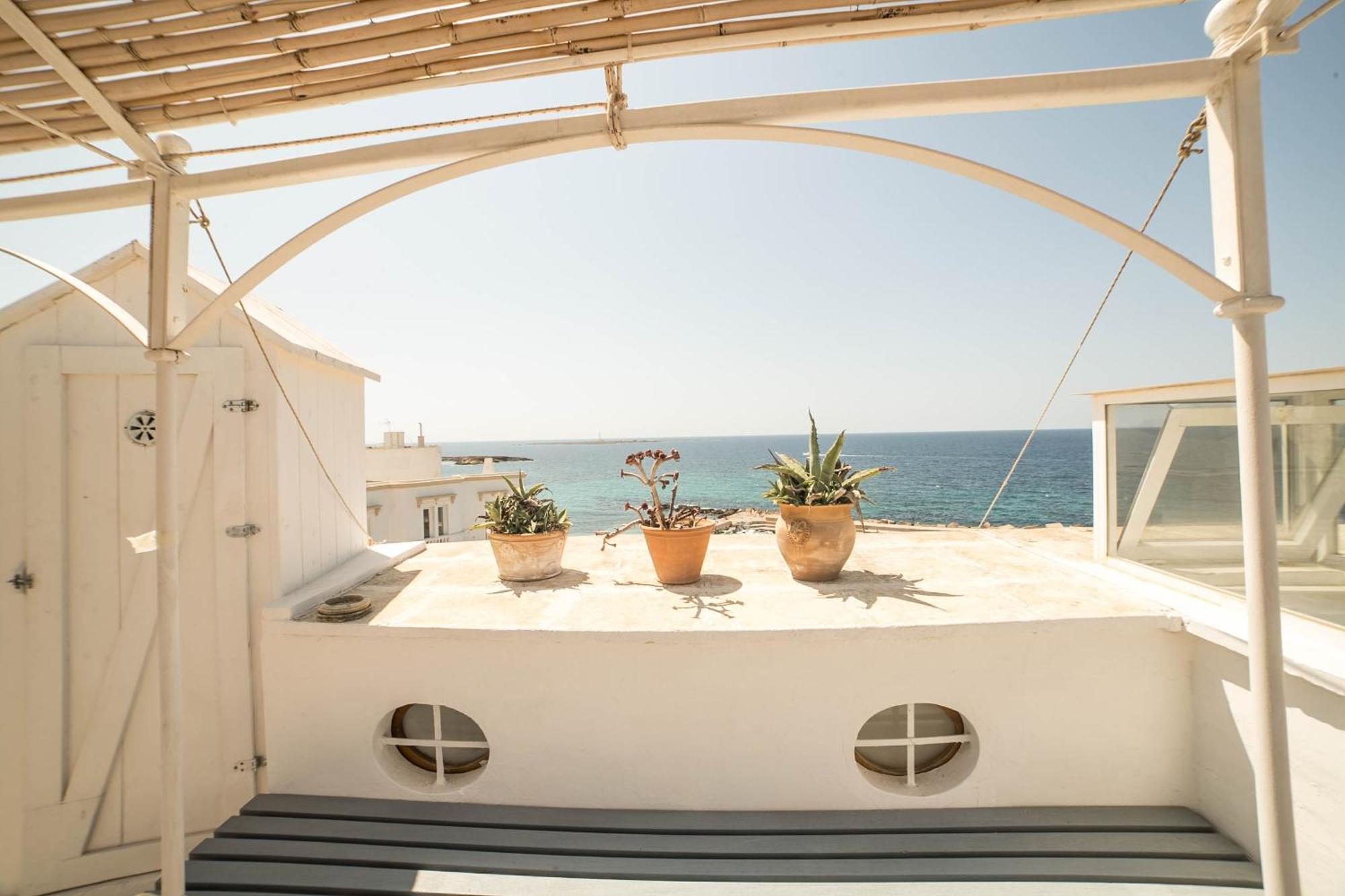4 Balconi House-San Gregorio Palazzo Unico Vista Mare Villa Gallipoli Bagian luar foto